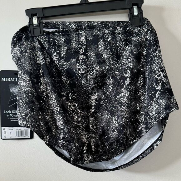 MIRACLESUIT Women's Dragonstone Norma Jean Shirred Tummy-Control Swim Bottoms - Picture 8 of 10